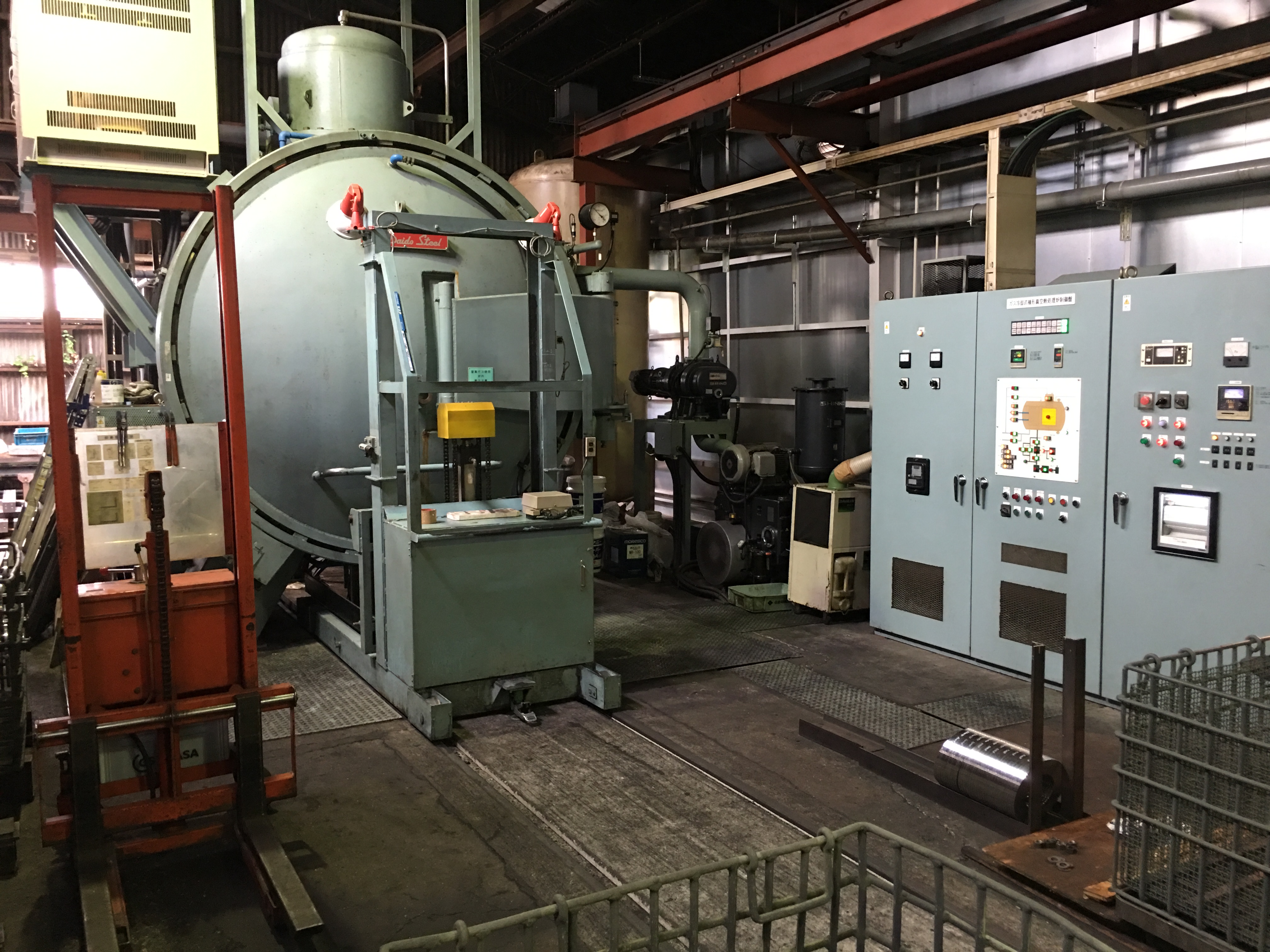 Heat treatment equipment